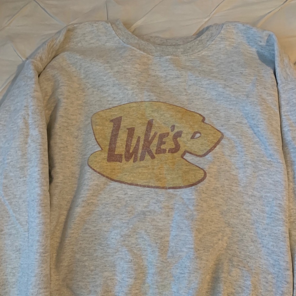 vintage looking lukes sweatshirt
